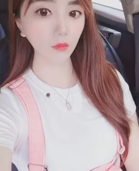 气质少妇飞飞