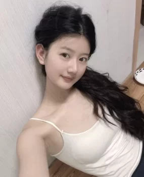 长沙个人身材匀称语文老师