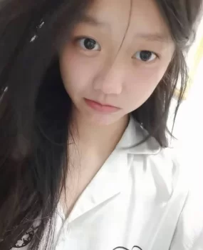 可爱类型的兼职学生妹