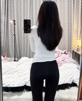 体验芍药居少妇感十足的妹子,冰火让你欲罢不能