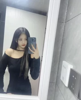 上海兼职妹子人间小美味 166,前凸后翘肤白嫩滑紧致 粉嫩 水多 气质小网红型