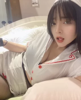 情趣丝袜大奶骚妹