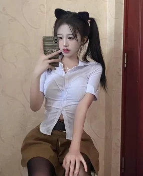 马尾辫寸衫凶挺活力火辣妹妹随便抽插都没脾气