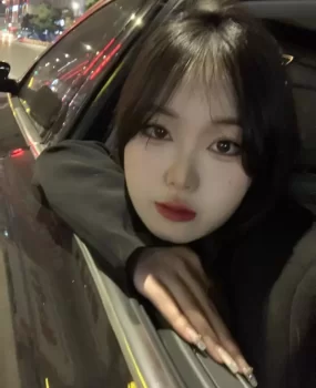 【酒店约拍舞蹈妹子配图】❤️出差过去那边同事推荐的妹子。身材超级棒，床上也是各种配合