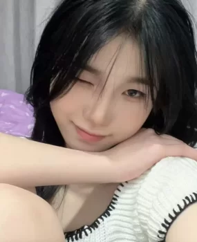 去昆明旅游邂逅的乖妹妹