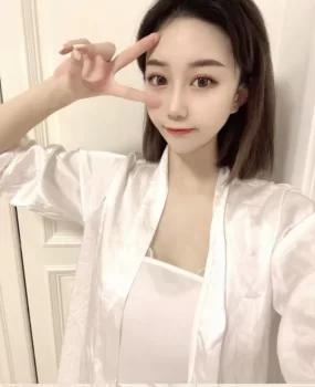 个人小姐姐，20岁，相当嫩嗷