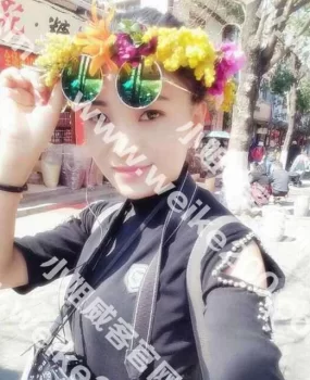 楼凤兼职。一个挺骚的妹妹。