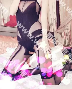 叫小猫名如其人,身材不错长得还可以