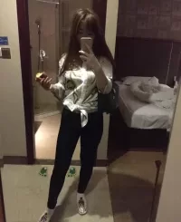 丝足dh上门25岁温柔不催