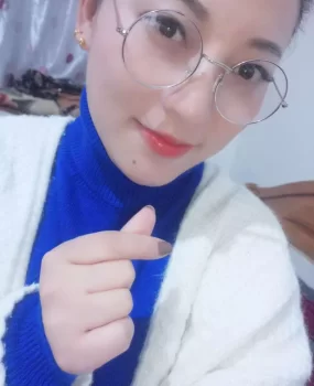 苜蓿园极品骚女