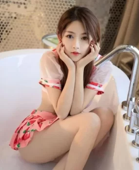 海口小姐姐b紧水多,很主动