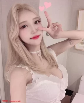 兰州难得一遇的大奶美女