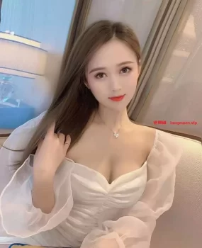 小店区:极品兼职小骚女,身材爆灯屁股很翘,服务走心 放得开