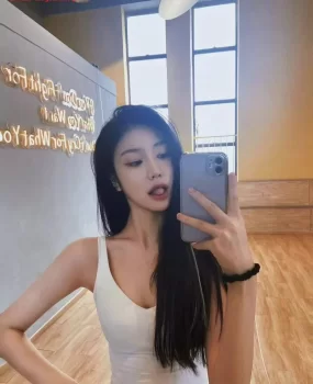 天津市大长腿超嫩软妹